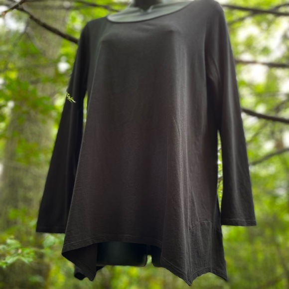 Purejill Dipped Hem Blk A-Line Top - Picture 4 of 4